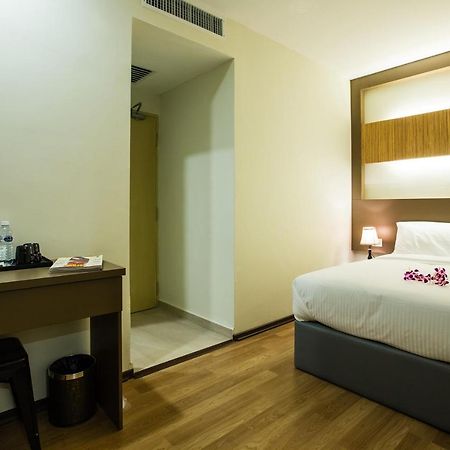 Hotel Ciq @ Wong Ah Fook Johor Bahru Kültér fotó
